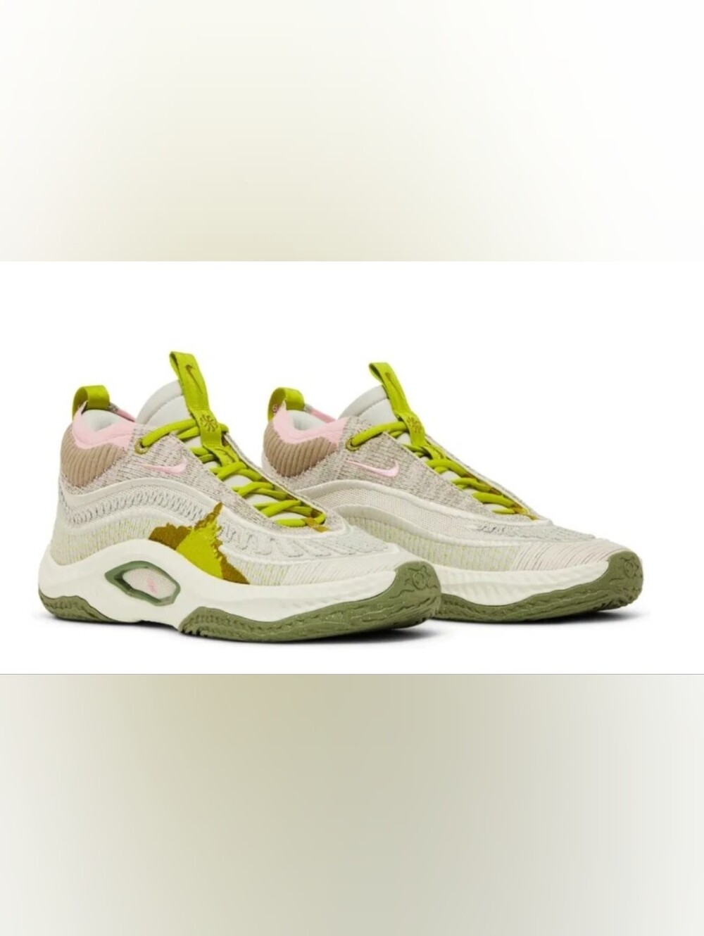 NIKE COSMIC UNITY 3 PHANTOM Size 8